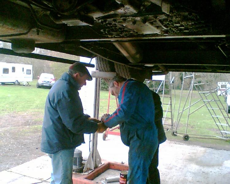 Phil Maurice And John Preparing To Clamp The Flexi.jpg