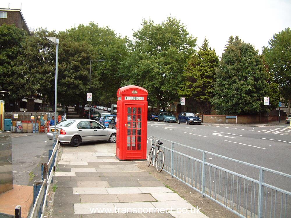 K2D Wickham Rd SE4 041005.JPG
