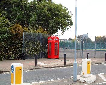 K2C Lyndhurst Way SE15 041005