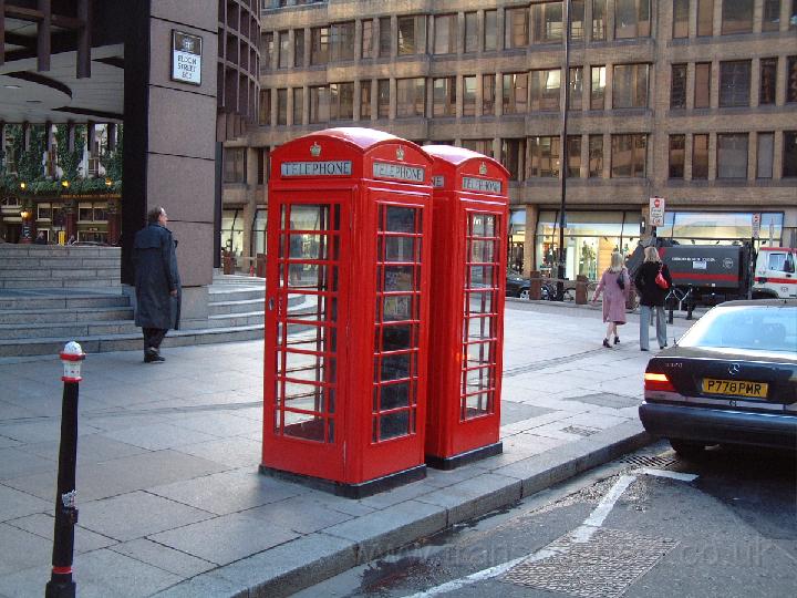 K6B & K6A Eldon St EC Nov04.JPG