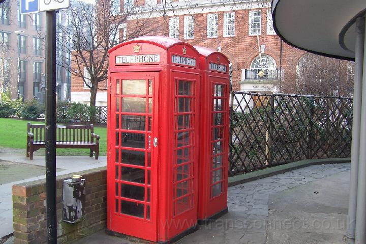 K6B & K6A Opp St Pauls 280106.JPG