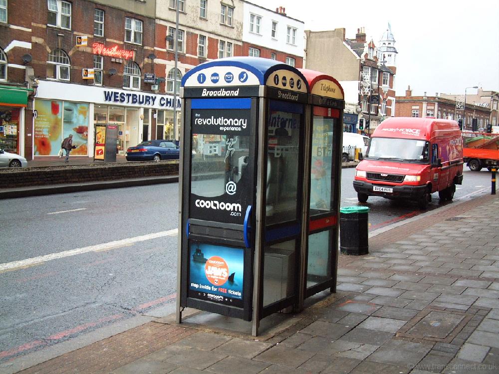 KXplus x2 Streatham High Rd 2 241105.JPG