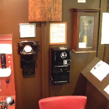 Button AB Box With 200 Type Phone