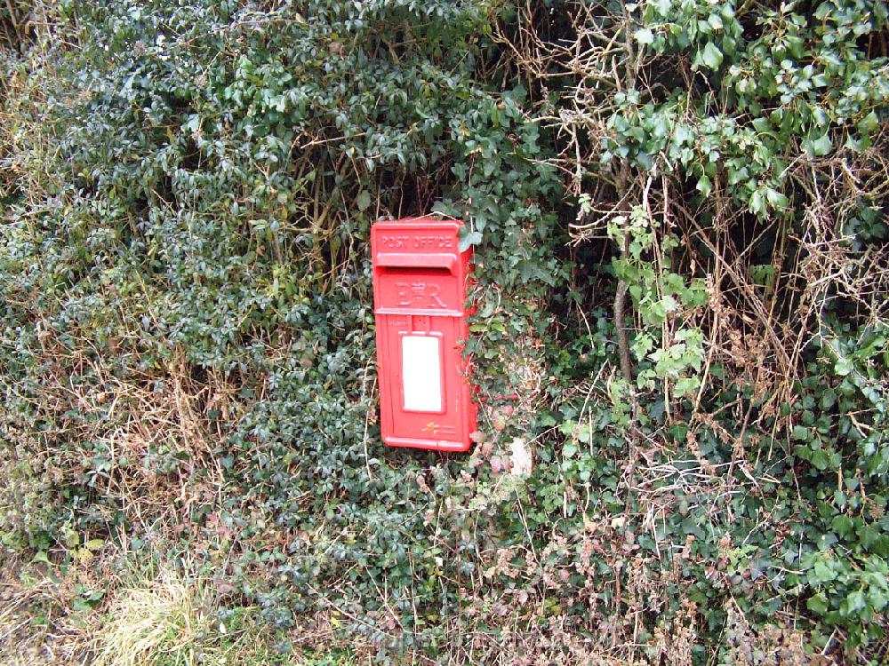 E2R Lamp Box Drewsteignton 030206.JPG