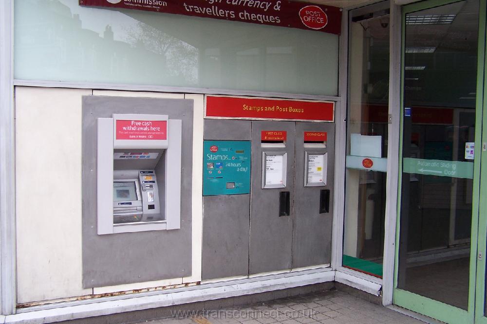 IG11 40 WB4314MF Barking Station Pde 3 150209.JPG