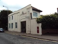 TW9 7 WB2081-1 Sheen Rd 1 040910