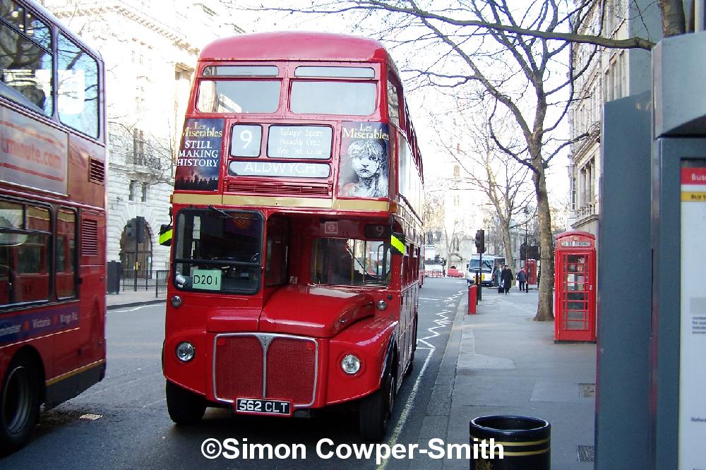 RM1562 9 Aldwych 280106.JPG
