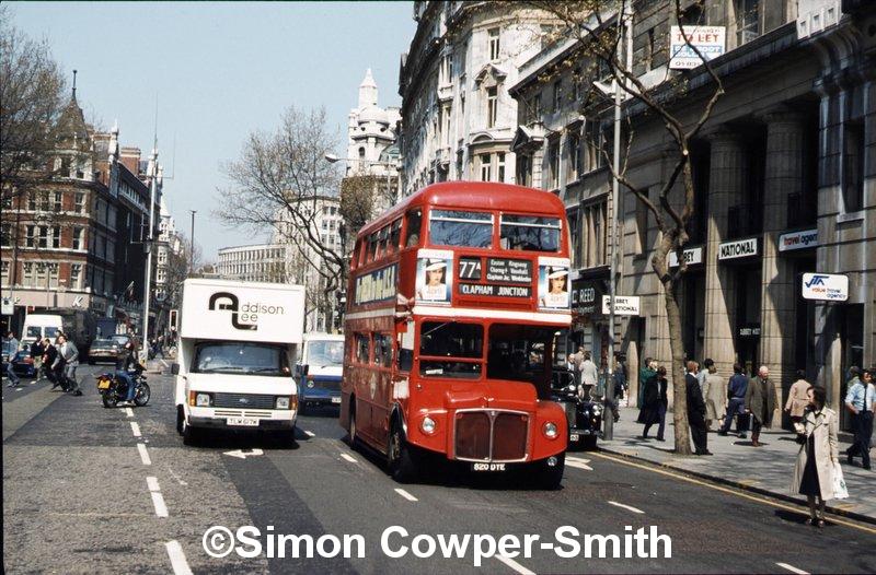 RM1620 77A Clapham Junction 1981.jpg