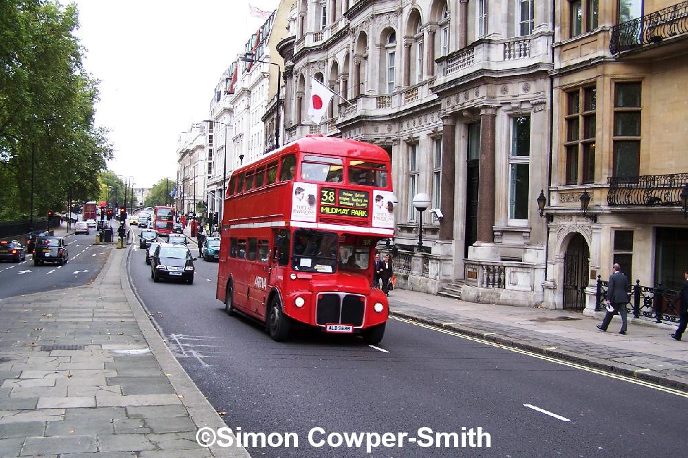 RM1968 FOS 38 Mildmay Park Piccadily 281005.JPG