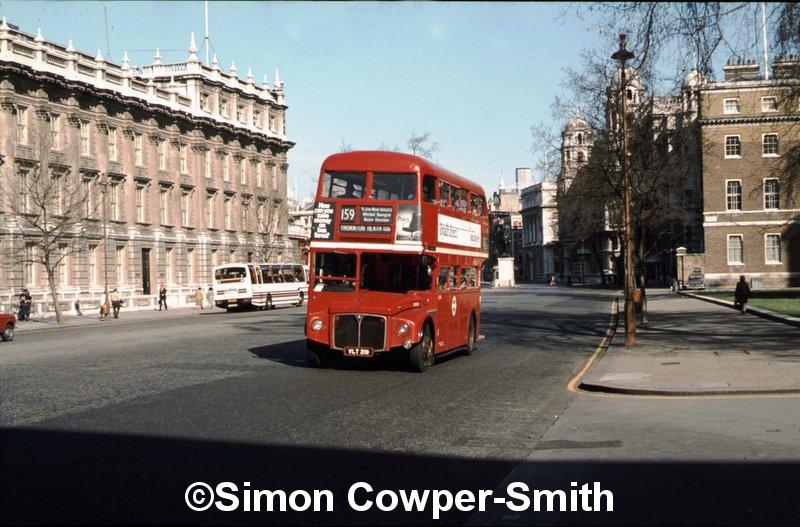 RM219 159 Thornton Heath Clock Tower 1981.jpg