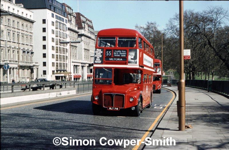 RM716 55 Victoria 1981.jpg