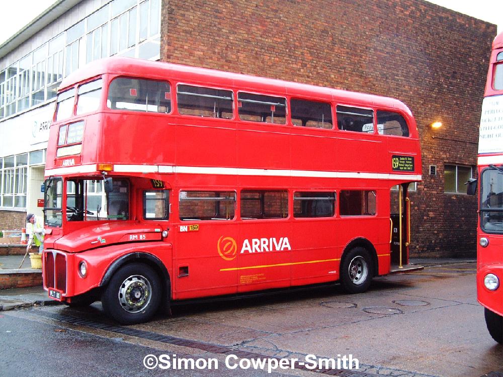 RM85 Brixton Garage 241105.JPG