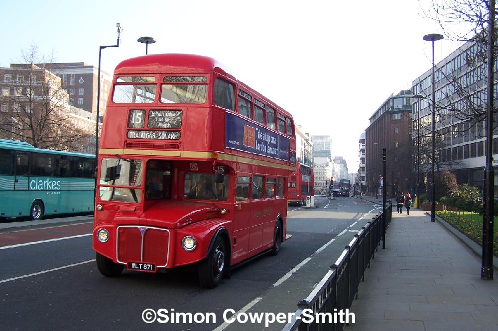RM871 15 Trafalgar Sq 280106.JPG