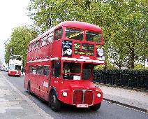 RML2571 FOS 38 Victoria Station Piccadilly 281005