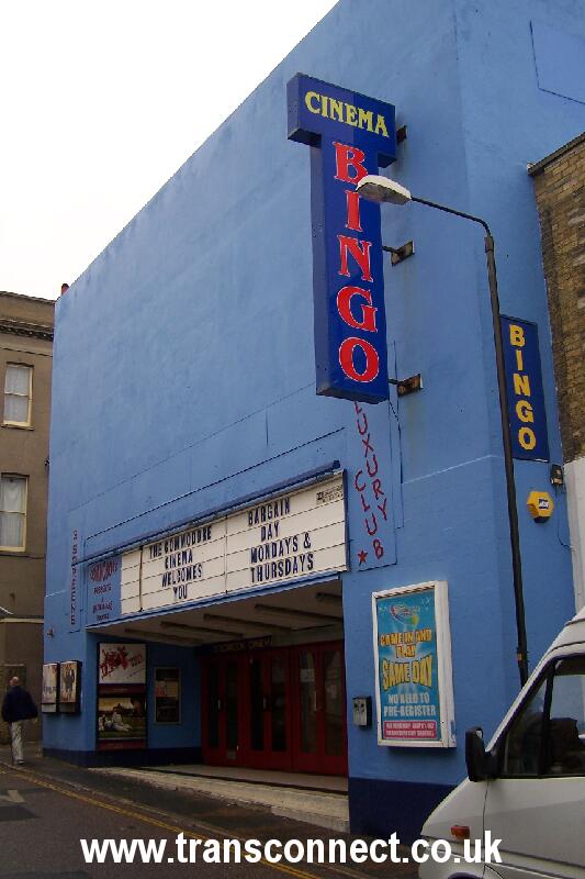 Commodore Cinema Ryde 3 201008.JPG