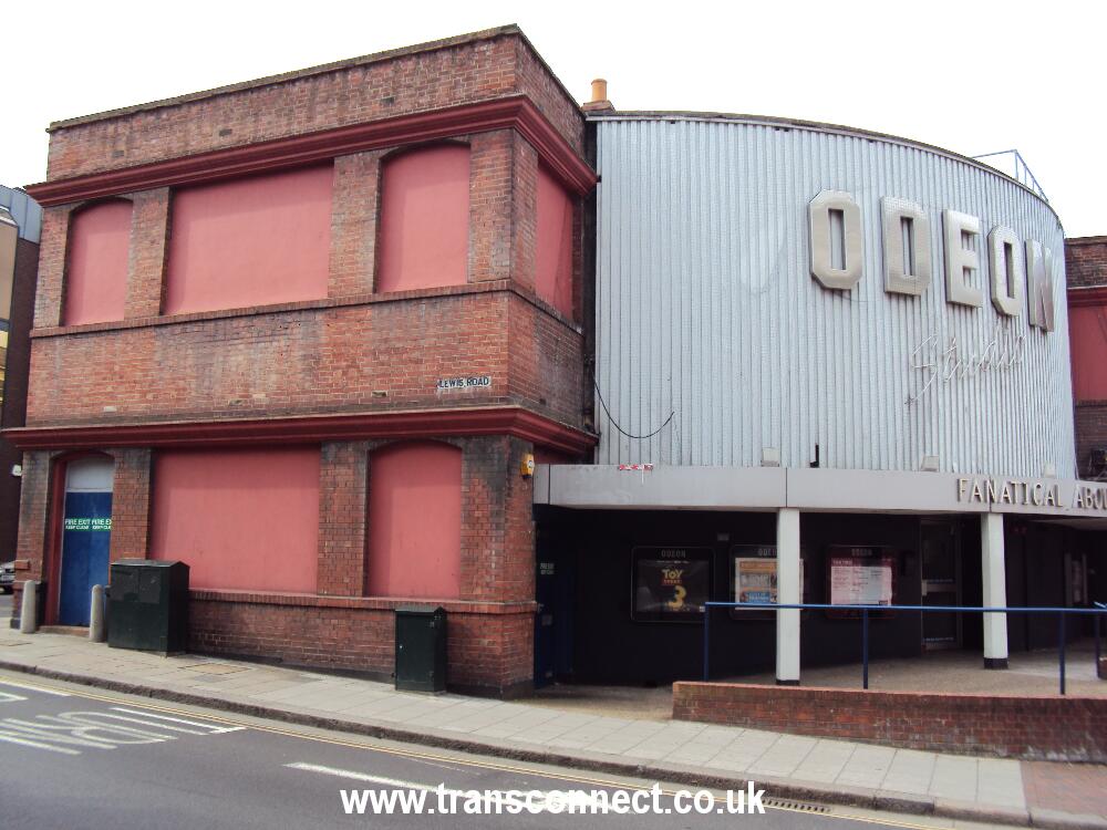 Odeon Cinema Richmond 1 040910.JPG