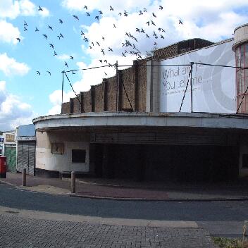 Cinema Former Odeon Well Hall 2 070805