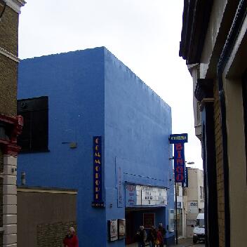 Commodore Cinema Ryde 1 201008