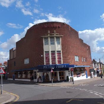 Embassy Braintree 1 260812