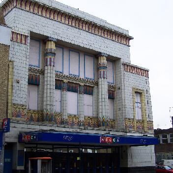 Mecca Essex Rd 1 100306