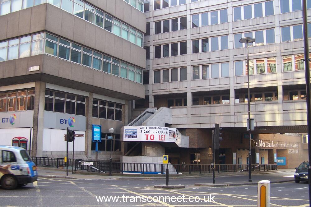 Baynard House With To Let Sign 280106.JPG