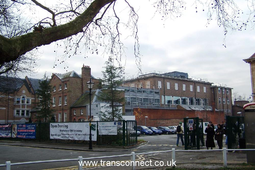 Ealing TE 3 131207.JPG