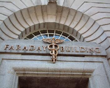 Faraday Bldng Inscription Nov04 