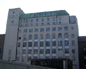 Faraday House Viewed From Addle Hill 280106
