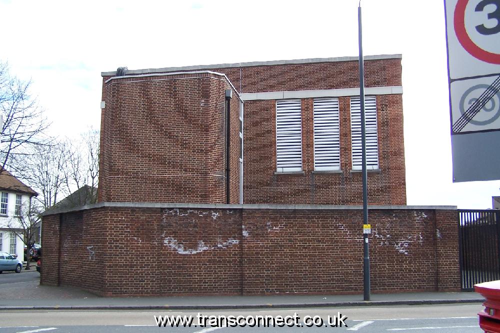 Leytonstone TE 2 280209.JPG