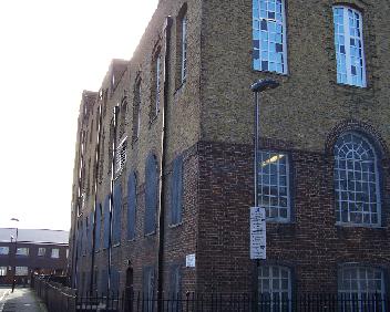 Lower Holloway TE 3 060208