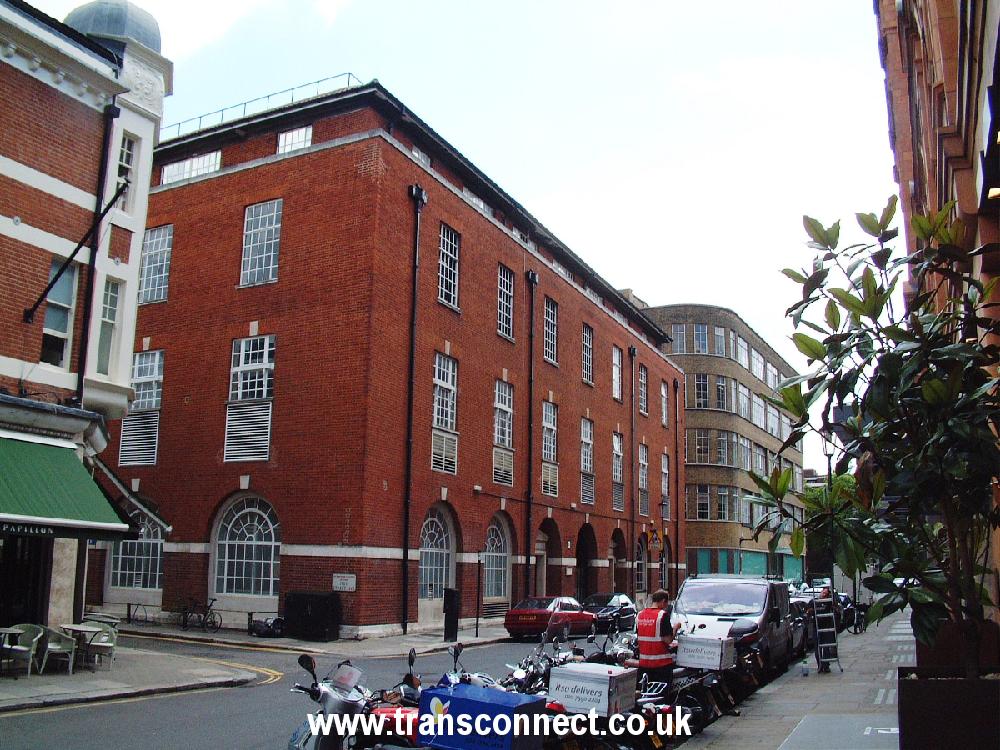 South Kensington TE 1 230606.JPG
