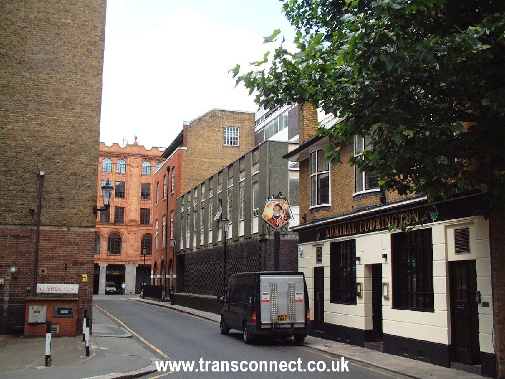 South Kensington TE 2 230606.JPG