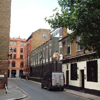 South Kensington TE 2 230606