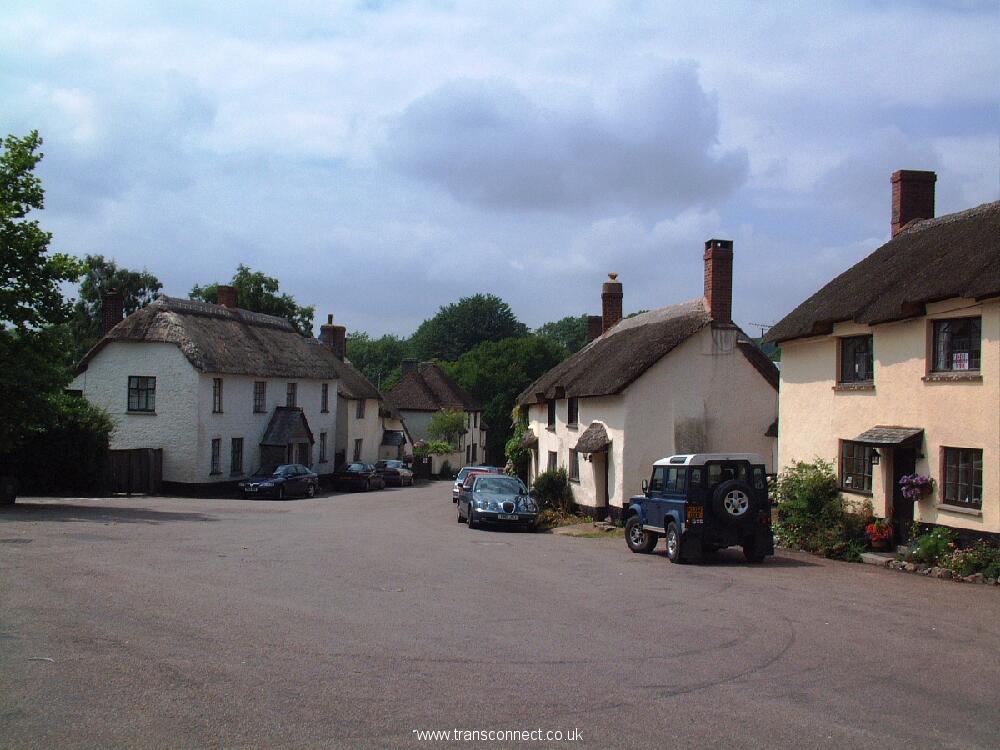 Broadhembury Village 060706.JPG