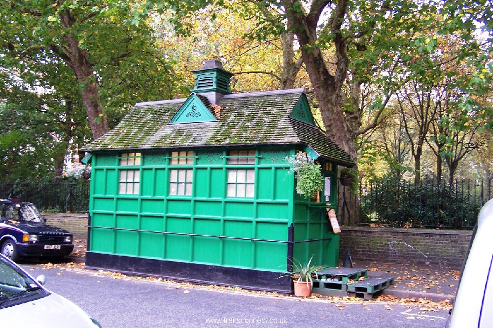 Cabbies Cafe Wellington Place 151007.JPG