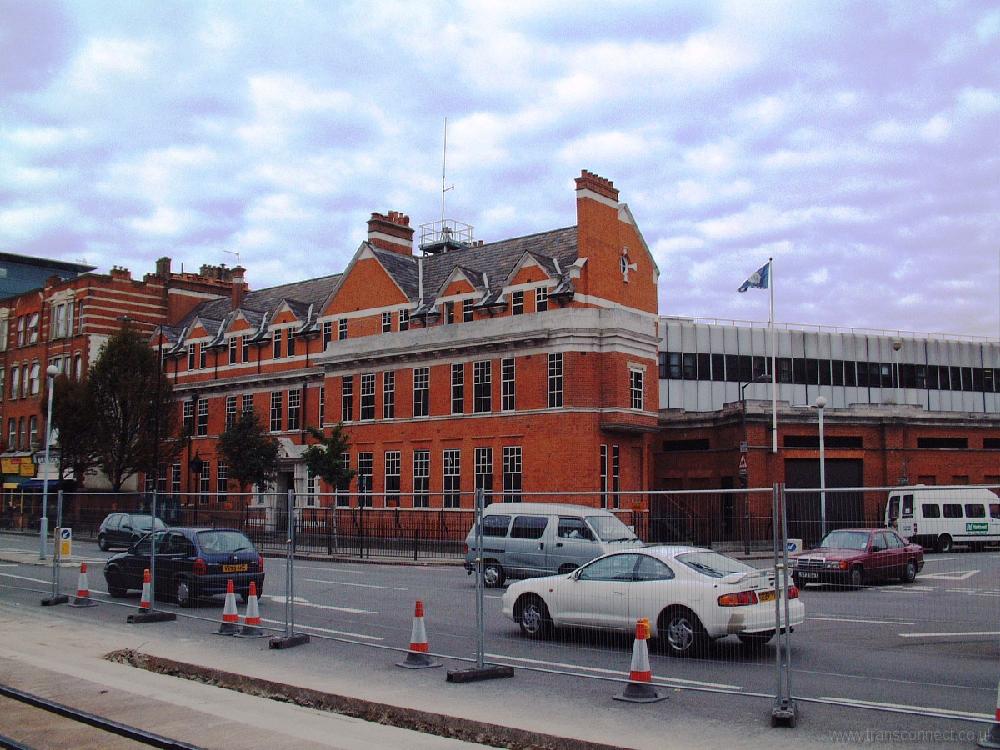 Peckham Police Stn 041005.JPG