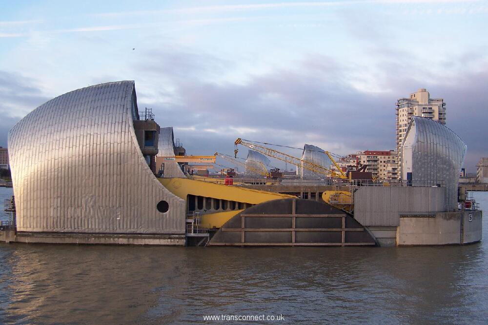 Thames Barrier 12 140109.JPG