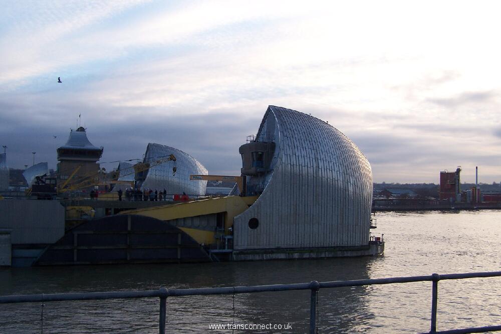 Thames Barrier 15 140109.JPG
