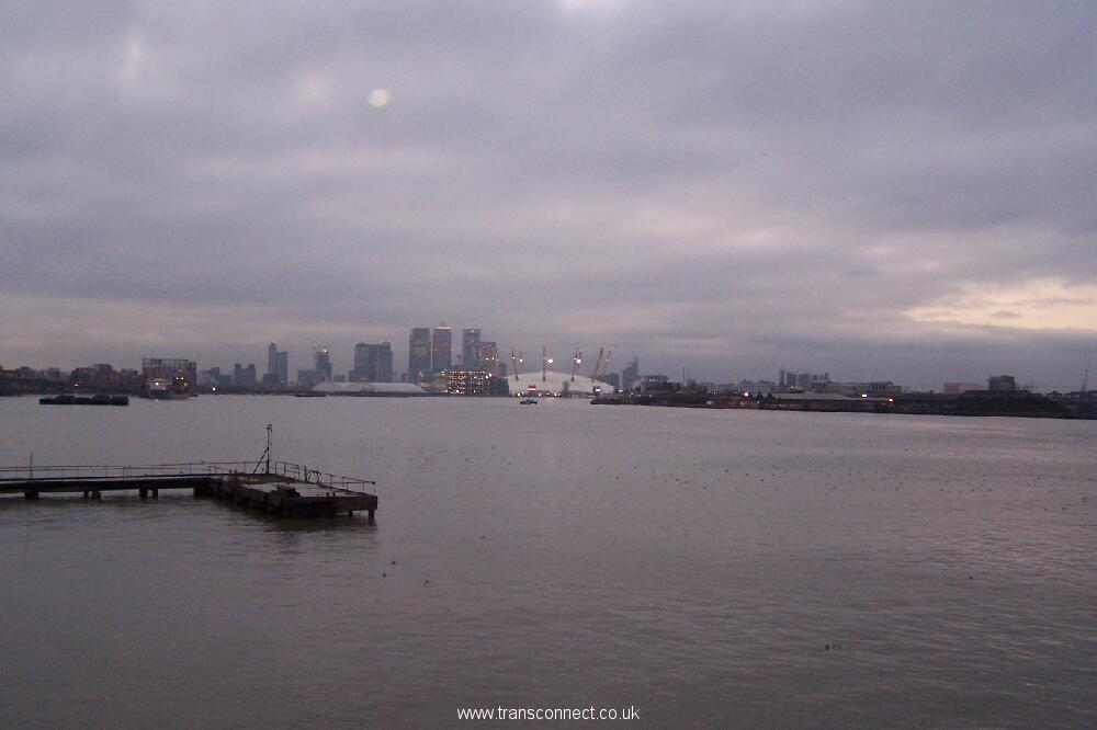 Thames Barrier 24 140109.JPG