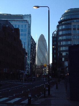 Gherkin Building Viewed Down Liverpool St 220105