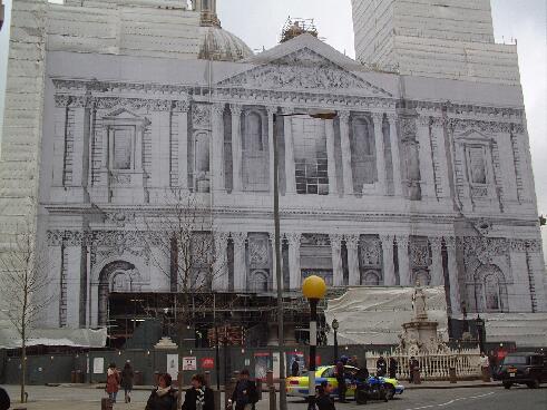 Temp facade St Pauls 0304