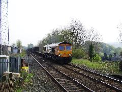 Loco 66709 Settle 040506