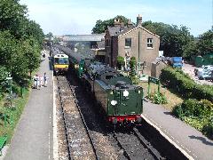 Ropley Stn With Steam & DMU 160706
