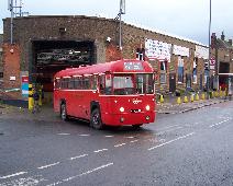 RF485 Bromley Garage 3 131209