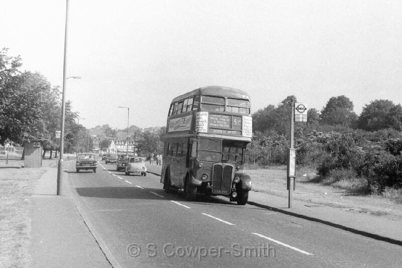 51A,BW09,26,RT2071,51A,Green St Green,Green St Green, Aug 76.JPG