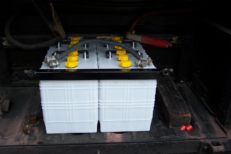 RM8 Batteries 1 290208.JPG