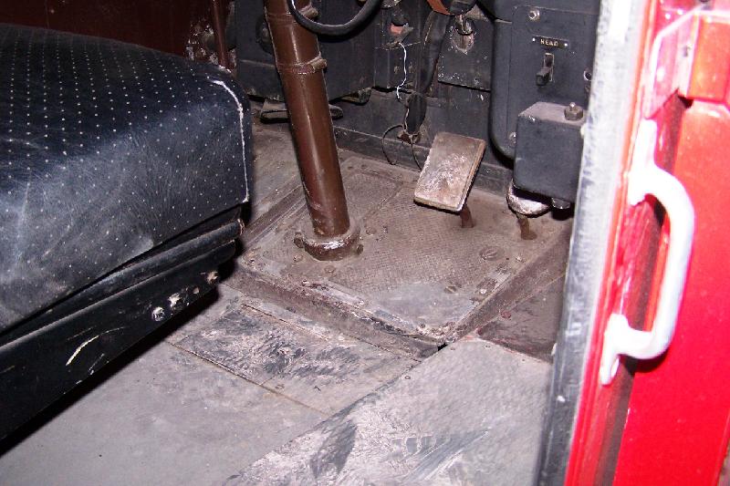 RM8 Cab 5 150208.JPG