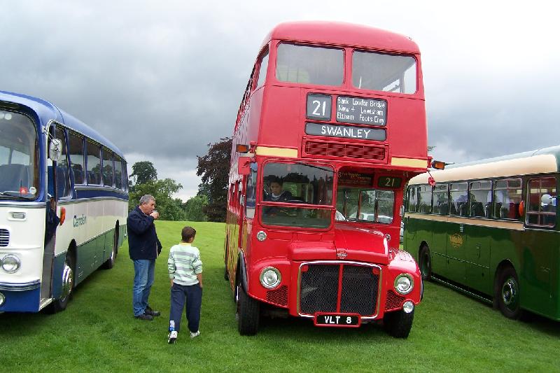 RM8 Leeds Castle 1 190807.JPG