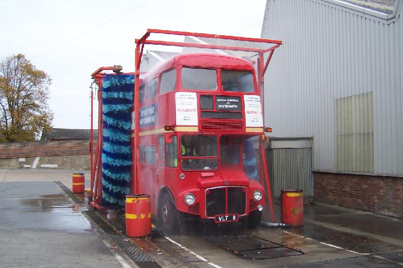 RM8 Ryde Bus Garage 7 181009 .JPG