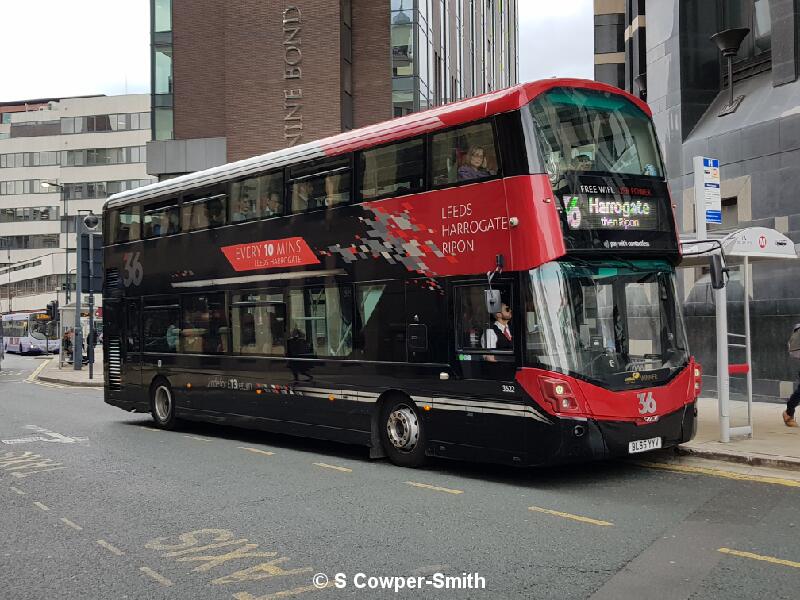 Bus 3622 Leeds 180518.jpg